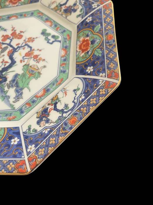 Plate display Imari