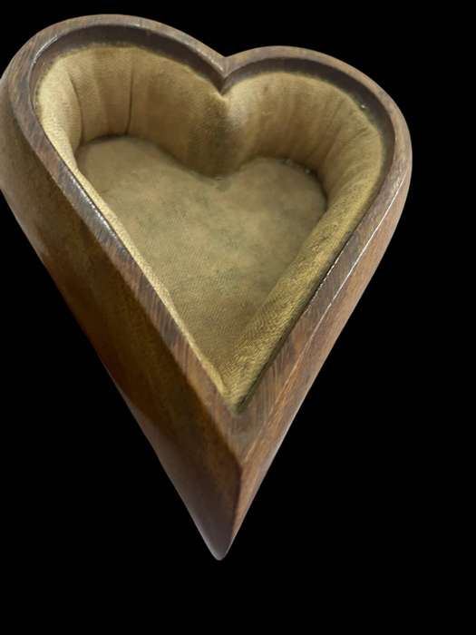 Trinket holder wood