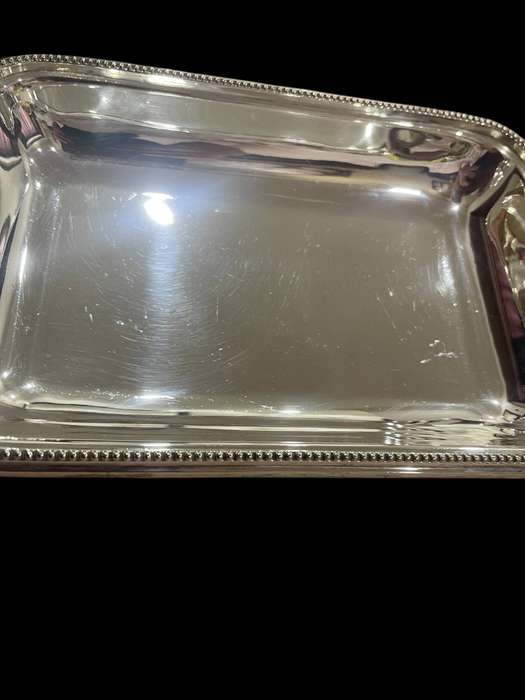 Serving/entree dish