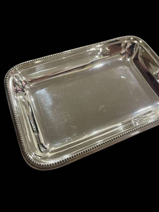 Serving/entree dish