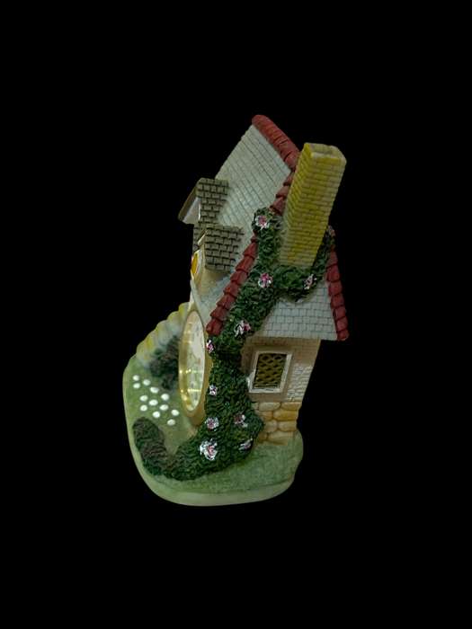 Ornaments clock houses each