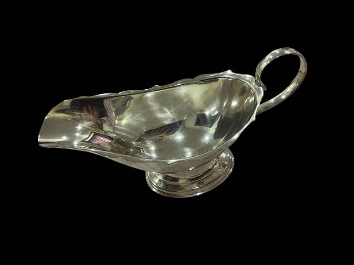 Gravy boat silver plated(NR3)