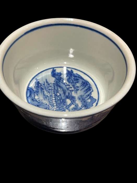 Bowls Oriental each