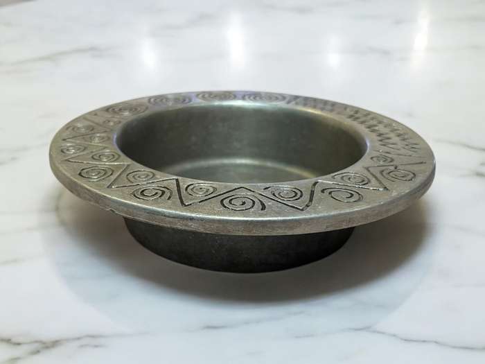 Bowl pewter Wilton co