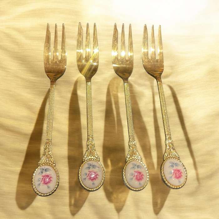 Cake forks gold plated(NR22)