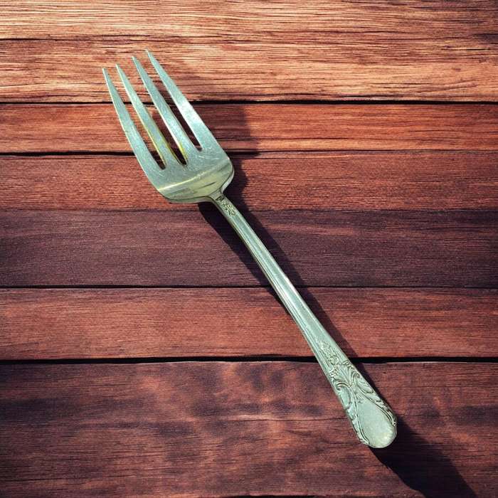 Serving fork (NR8)
