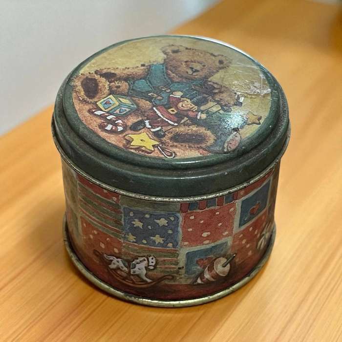 Ornament tin teddy bear small
