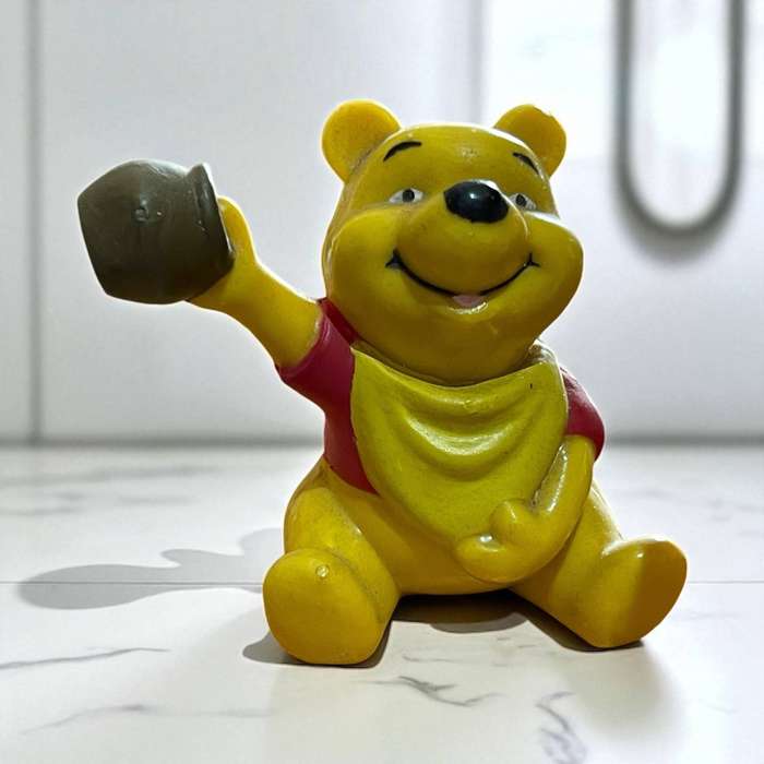 Ornament Winnie the Pooh small rubber