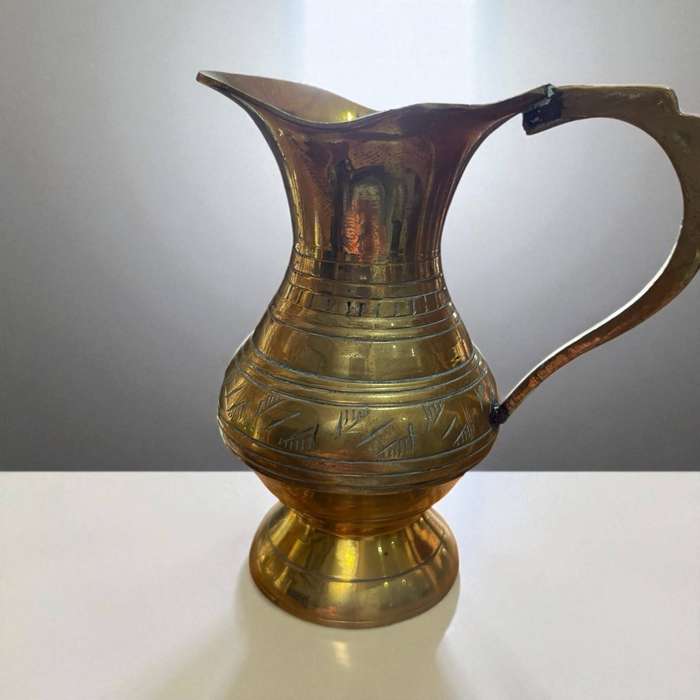Ornament jug brass small