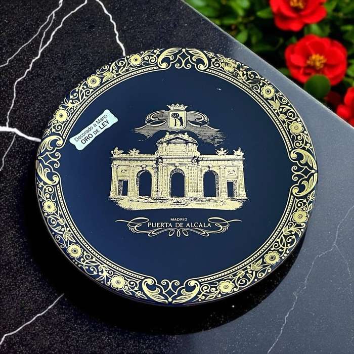 Plate display Madrid