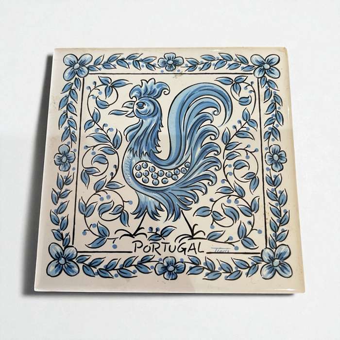 Wall hanging tile small