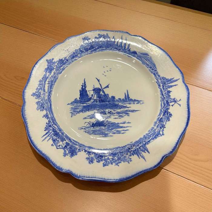 Dinner plate Royal Doulton Norfolk antique