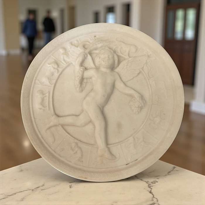 Plate/wall hanging display marble