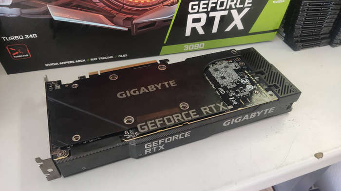 RTX 3090 24GB - Gigabyte Turbo