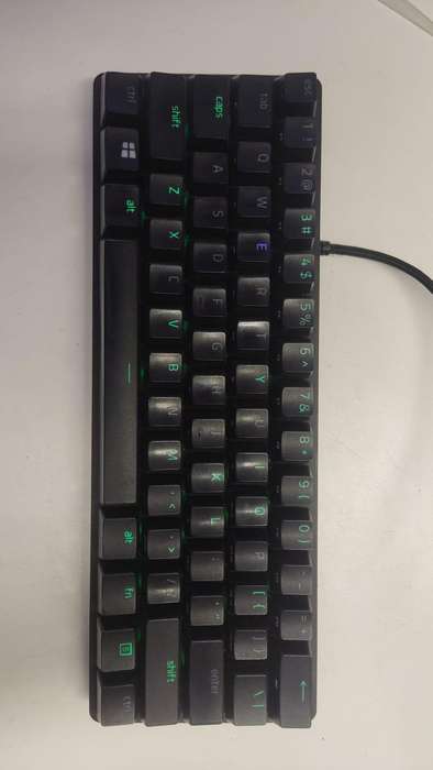 Razer Huntsman Mini 60% Gaming Keyboard (LED Lights faulty)