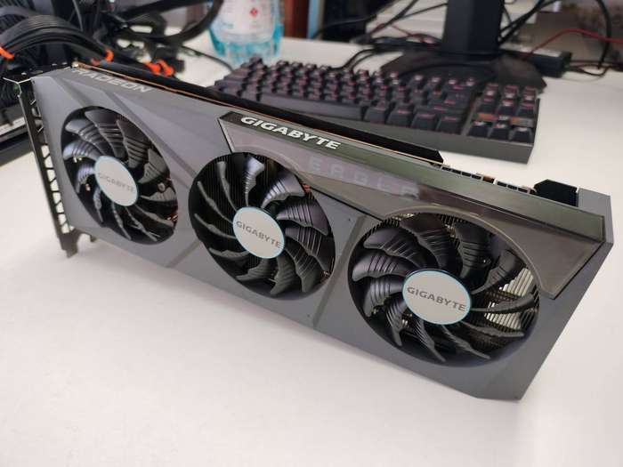 GIGABYTE RX 6700 XT EAGLE 12G
