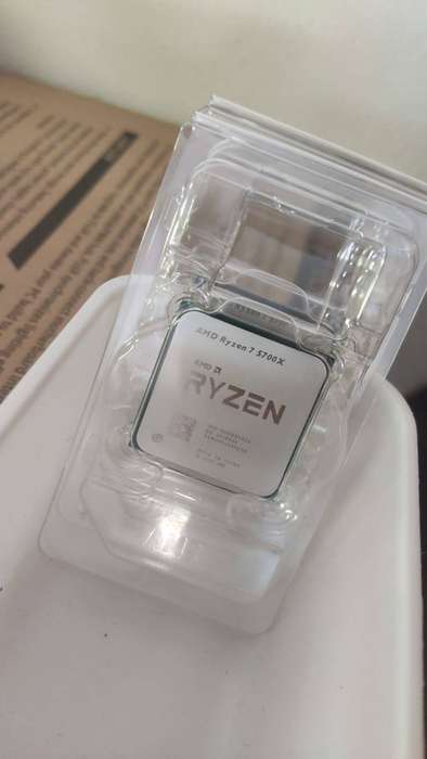 Ryzen 7 5700X CPU