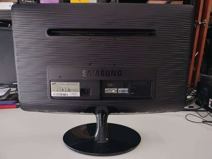 FullHD 23" SAMSUNG SMB2330H PC Monitor