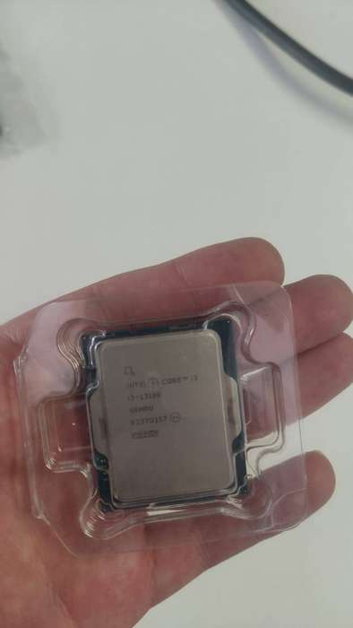 13th Gen Core i3-13100 CPU