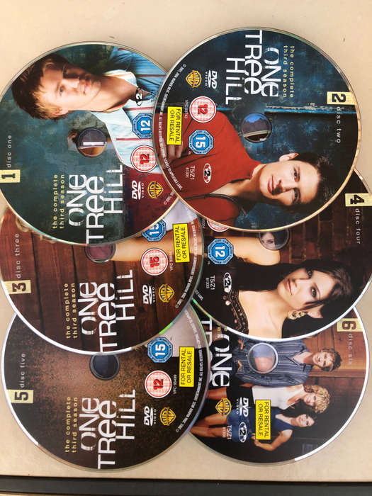 One Tree Hill (3rd Season) DVD Bundle