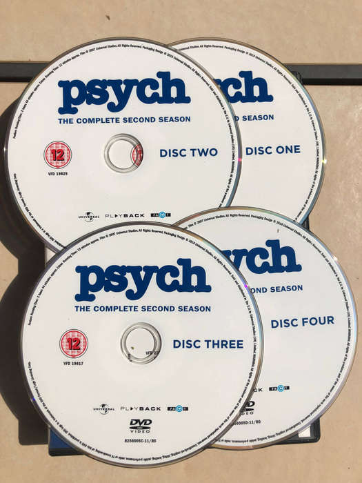 Psych (2nd Season) DVD Bundle