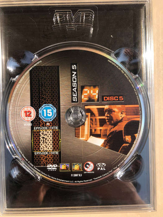 24 (5th Season) DVD Bundle