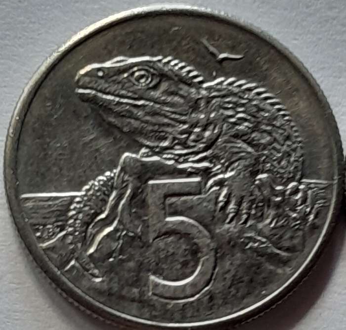 4 x New Zealand 5 Cent Coins - 1987