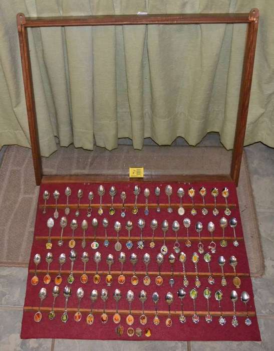 Large Collection of  Vintage Souvenir / Collectable Spoons in Display Case