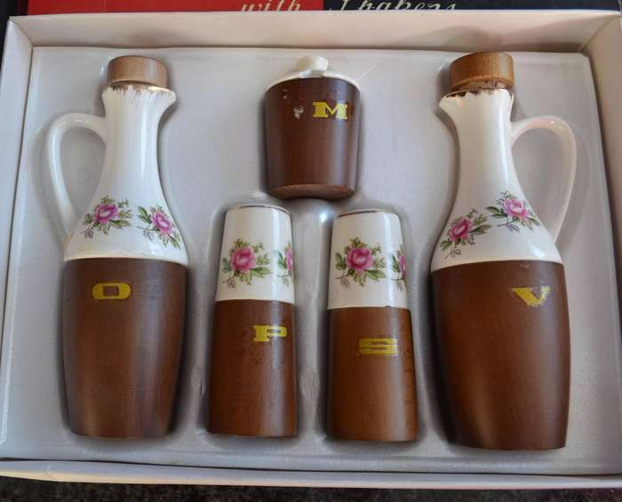 Hostess Vintage Condiment Set and Server Set- Boxed