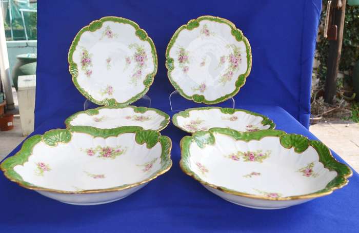 Limoges Antique (c1891 - 1914) Serving Bowls and Luncheon Plates- 6 Pieces