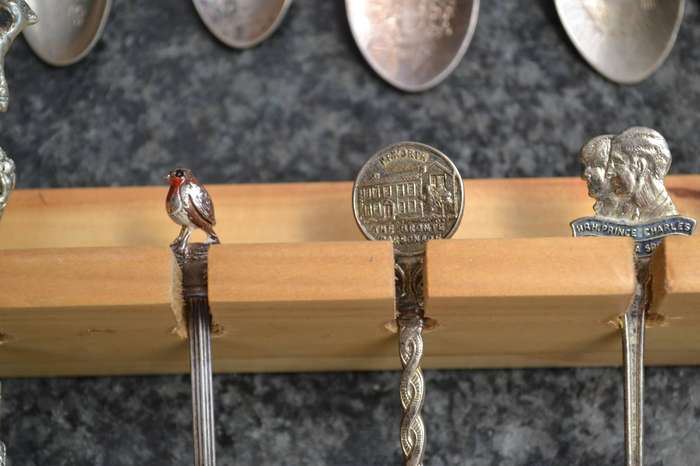 Collectable vintage Charm Style Handle Spoons in wooden Display Rack - 24 Spoons