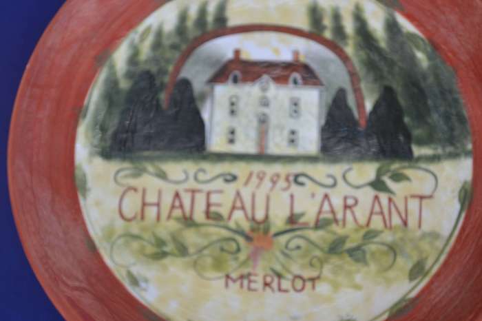 Set of 4 Susan Winget "Chateau" Plates with wall hanging clips