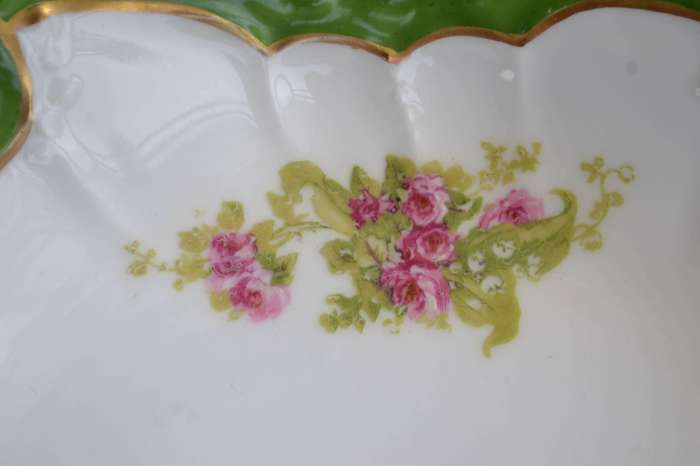 Limoges Antique (c1891 - 1914) Serving Bowls and Luncheon Plates- 6 Pieces