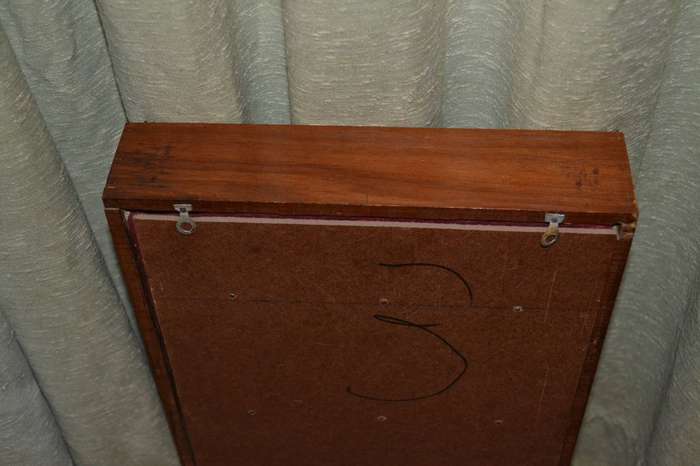 Collection of  Vintage Souvenir / Collectable Spoons in Display Case