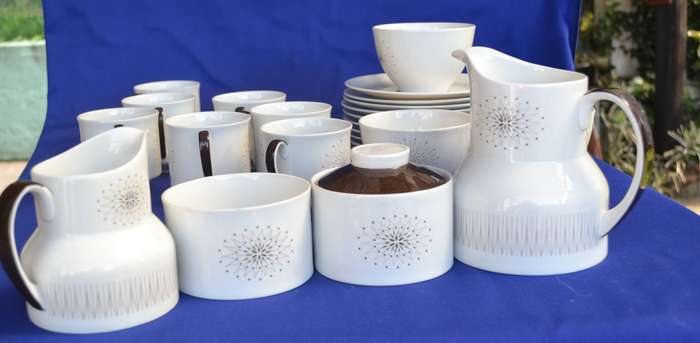 Royal Doulton Morning Star Part Tea Set - 26 Pieces