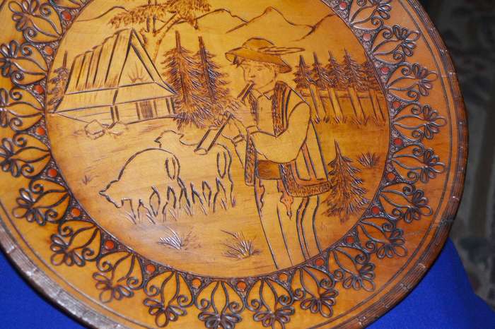 True Vintage Wooden Polish Folk Art Plate