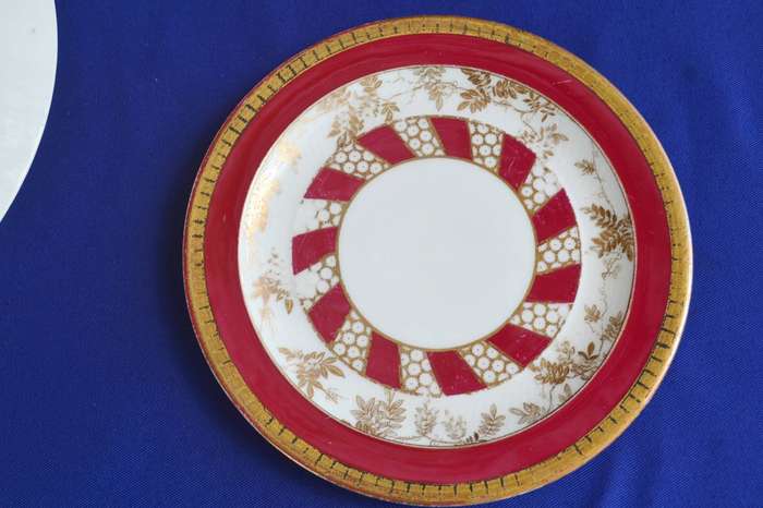Imari Oriental Style Porcelain Plates - Vintage - 4 Pieces