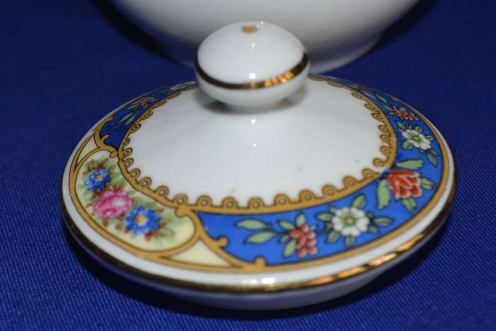 Vintage Porcelain Coffee Set - 18 Pieces