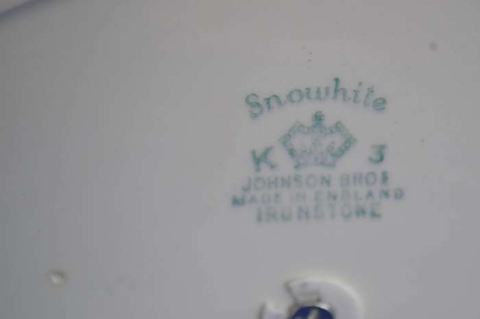Johnson Bros Snowhite Ironstone 3 Tier Cake Stand