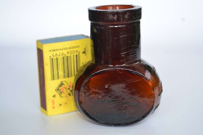 Vintage 2 oz Bovril Limited Collectable Amber Glass Jar