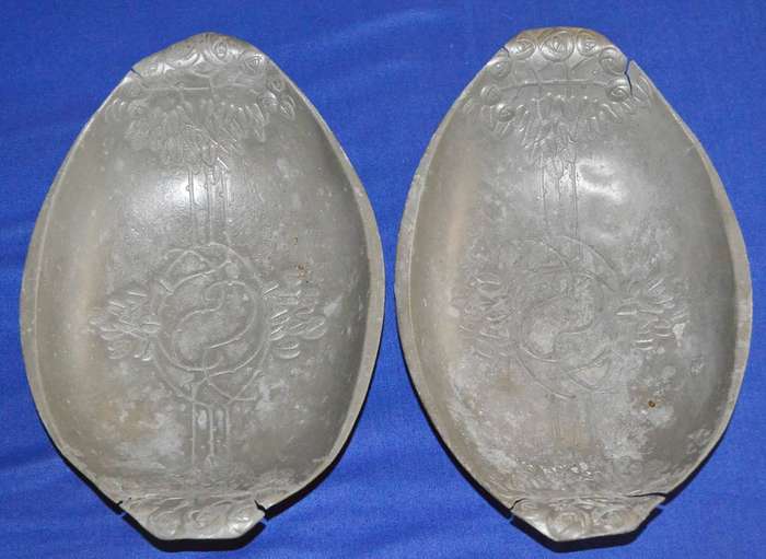Pair of Antique  Pewter Dishes - Osiris Germany