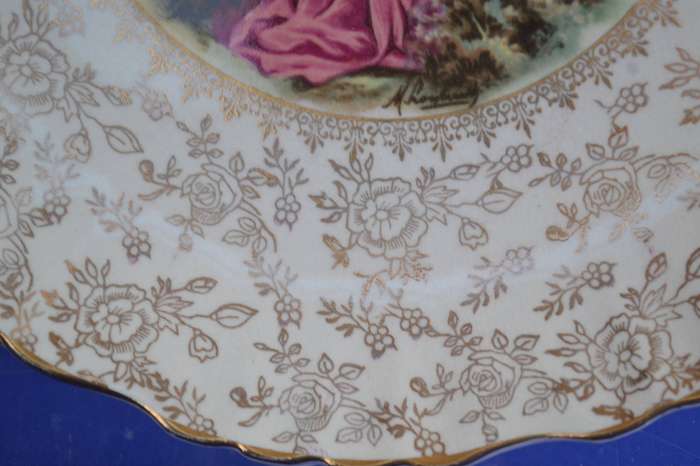 James Kent Old Foley Vintage Cabinet / Display Plates x 2