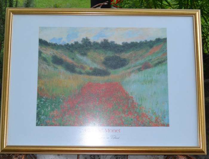 Claude Monet "Field of Poppies at Vetheuil"  framed Print