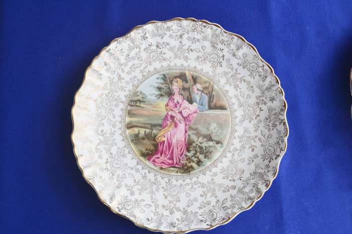 James Kent Old Foley Vintage Cabinet / Display Plates x 2
