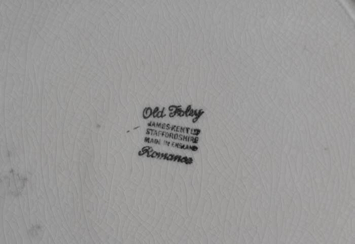 James Kent Old Foley Vintage Cabinet / Display Plates x 2