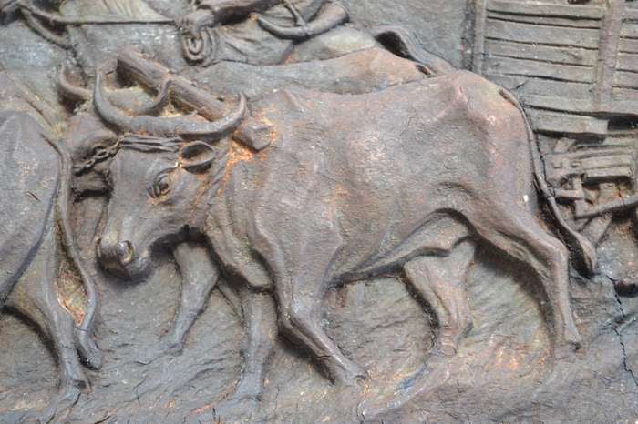 Vintage Syroco  Wood Plaque :Voortrekker Scene" By Victor Ivanhoff