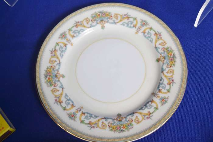 Vintage Porcelain Items - Three Pieces