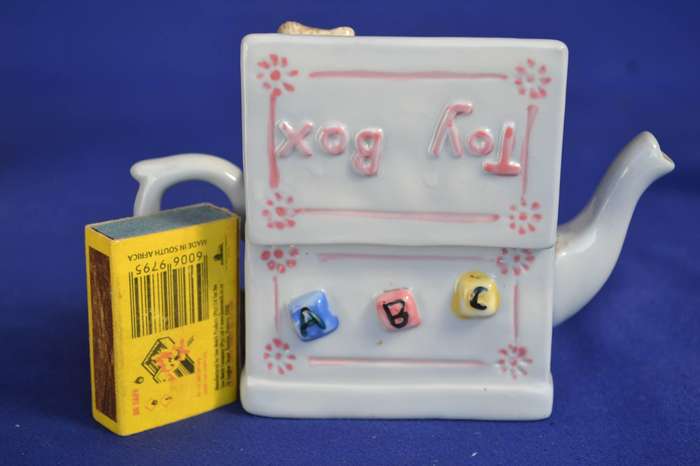 Paul Cardew Collectable Miniature Tea Pot