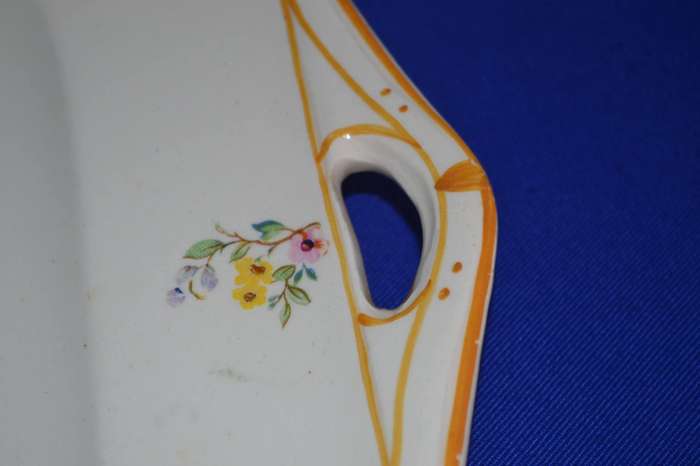 Hampton England Cake Plate - 2 x Genuine Lord Nelson Bowls