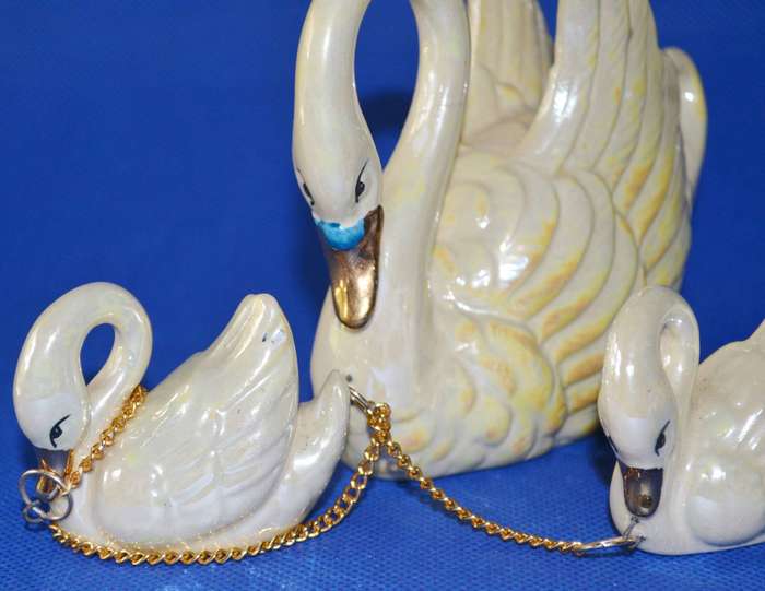 Small Vintage lustre Ware Swan Ornaments - 5 Pieces
